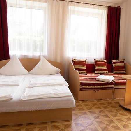 Vila Janina Hotel Palanga Exterior photo